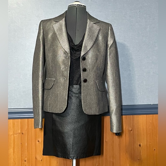 EUC- Evan Picone gold blazer size 4 - Picture 2 of 5